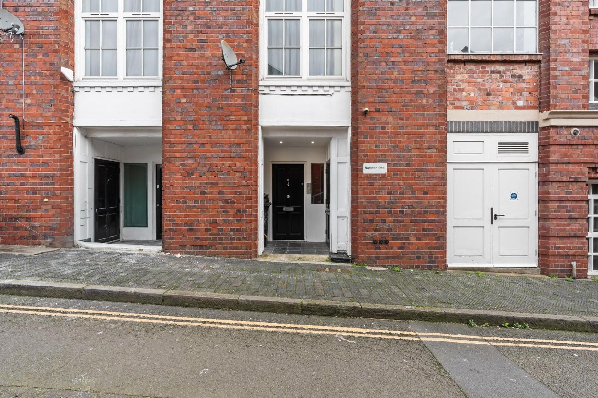 Cosy Birmingham Central 2 Bed Apartment ภายนอก รูปภาพ